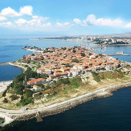 Hotell Topalovi