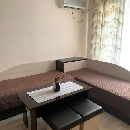 Hotell Topalovi 3*